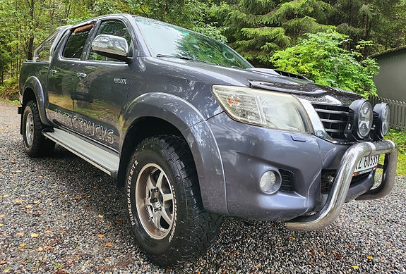 Toyota HiLux 5 of 20