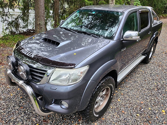 Toyota HiLux 7 of 20