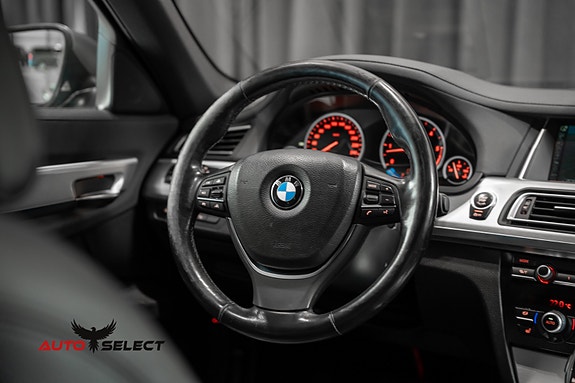 BMW 740d 30 of 30