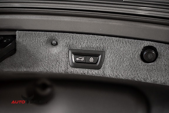 BMW 740d 11 of 30