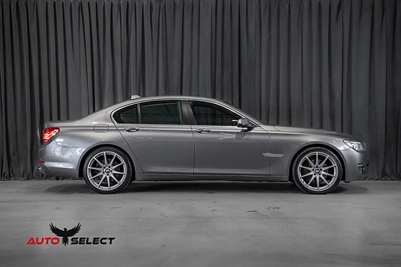 BMW 740d 12 of 30