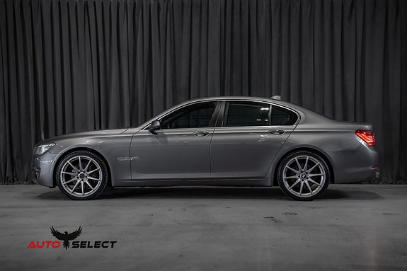 BMW 740d 7 of 30