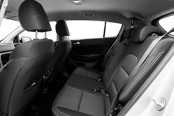 Kia Sportage 19 of 23
