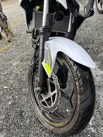Kawasaki Z 125 7 of 13