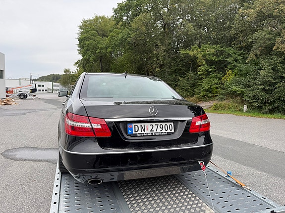 Mercedes-Benz E250 6 of 9