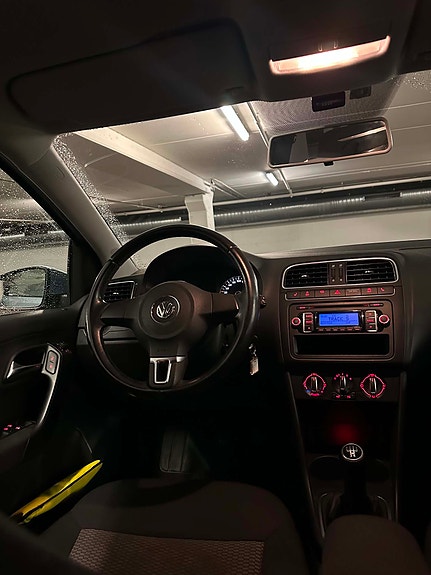 Volkswagen Polo 10 of 20
