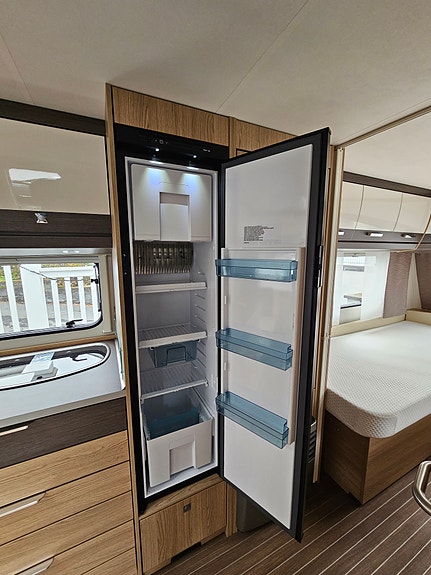 Bürstner Averso 540TL 22 of 25