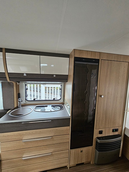 Bürstner Averso 540TL 12 of 25