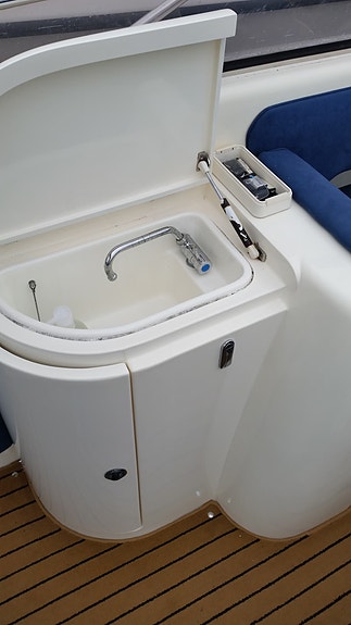 Sunseeker Hawk 31 sol båt 17 of 24