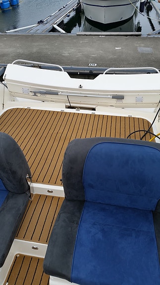 Sunseeker Hawk 31 sol båt 22 of 24