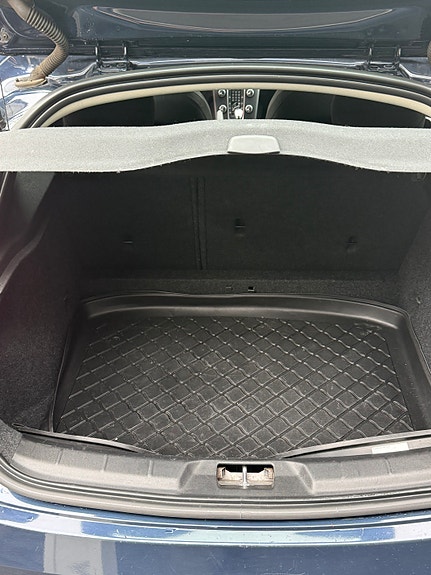 Volvo V40 8 of 10
