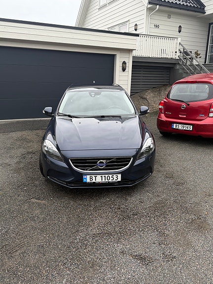 Volvo V40 4 of 10