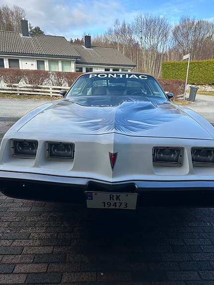 Pontiac Trans Am 8 of 30