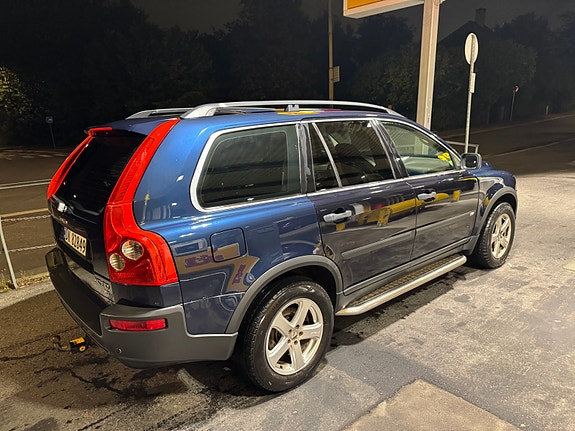 Volvo XC90 9 of 17