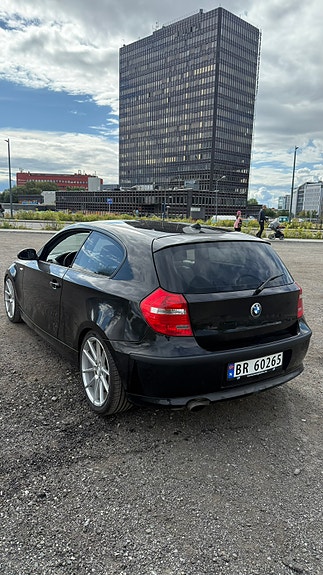 BMW 116i 5 of 11