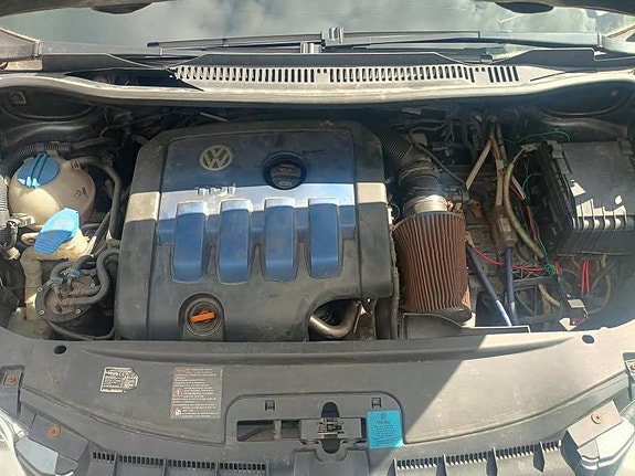 Volkswagen Touran 5 of 10