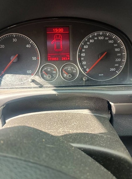 Volkswagen Touran 9 of 10
