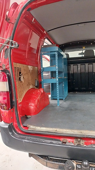 Toyota HiAce 19 of 30