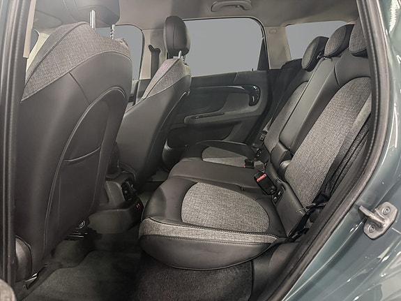 MINI Countryman Cooper SE 21 of 28