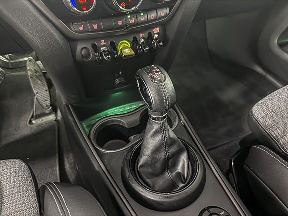 MINI Countryman Cooper SE 17 of 28