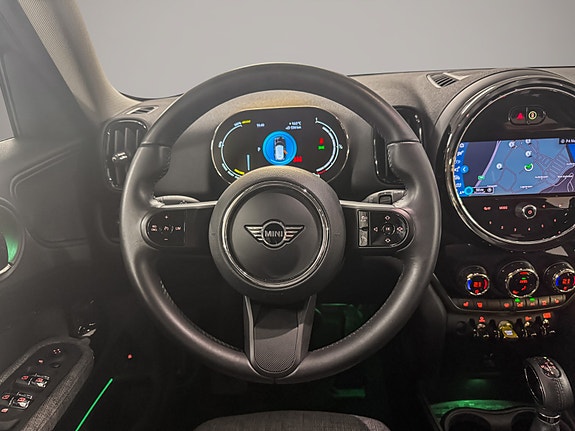 MINI Countryman Cooper SE 11 of 28