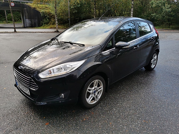 Ford Fiesta 2 of 25
