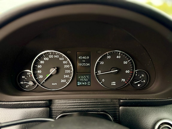 Mercedes-Benz C180 22 of 26
