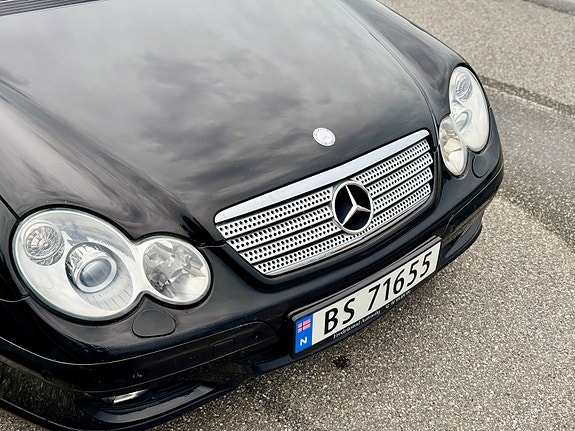 Mercedes-Benz C180 5 of 26