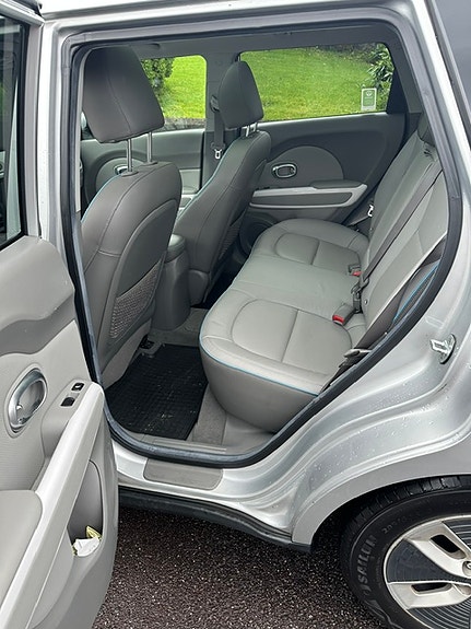 Kia Soul 4 of 10
