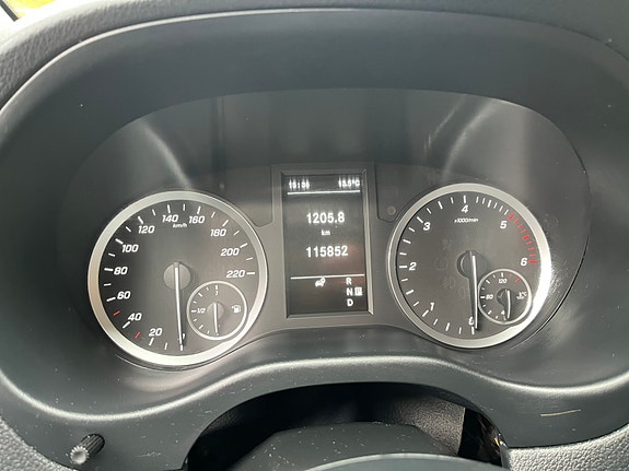 Mercedes-Benz Vito 119 16 of 26