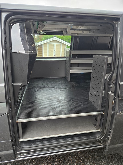 Volkswagen Transporter 10 of 20