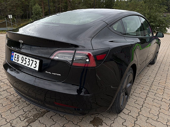Tesla Model 3 12 of 30