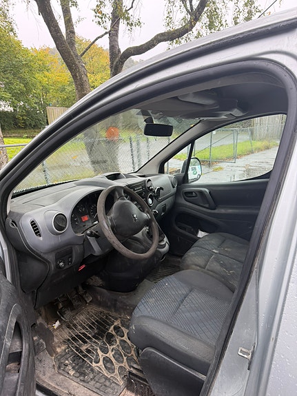Peugeot Partner 10 of 12