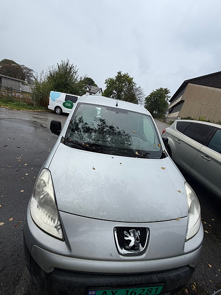 Peugeot Partner 9 of 12