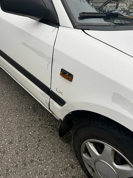 Mazda 323 8 of 14
