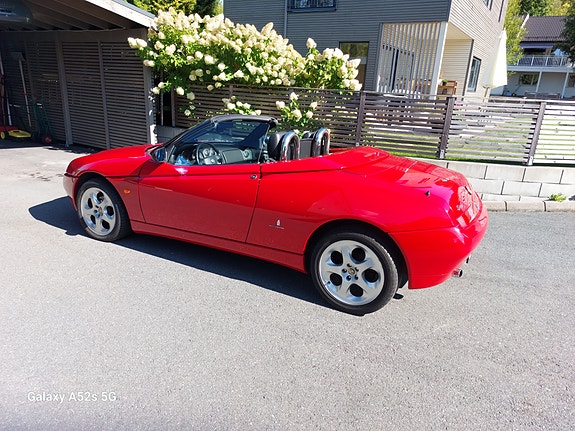 Alfa Romeo Spider 7 of 26