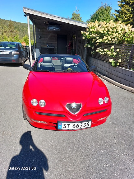 Alfa Romeo Spider 13 of 26