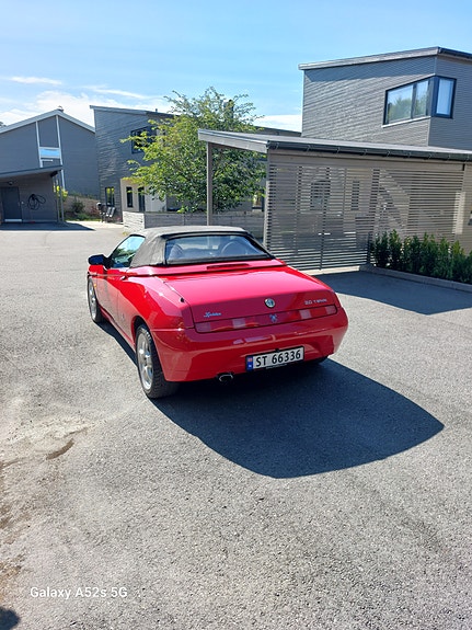 Alfa Romeo Spider 5 of 26
