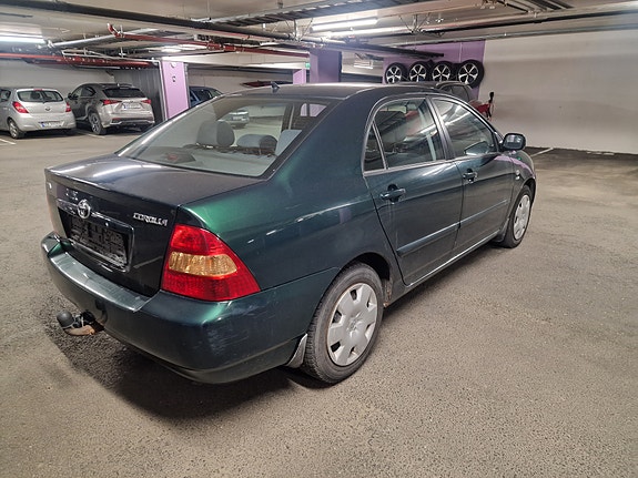 Toyota Corolla 3 of 8