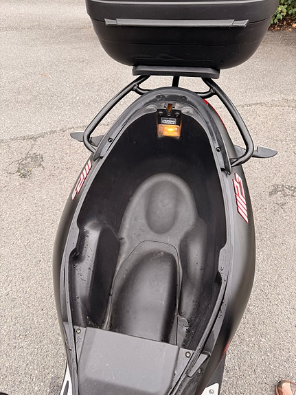 Piaggio MP3 300 HPE 9 of 10