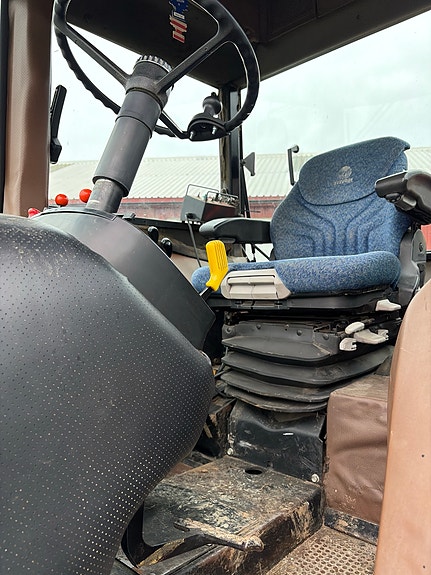 John Deere 2140 5 of 6