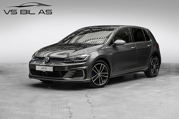 Volkswagen Golf VIII