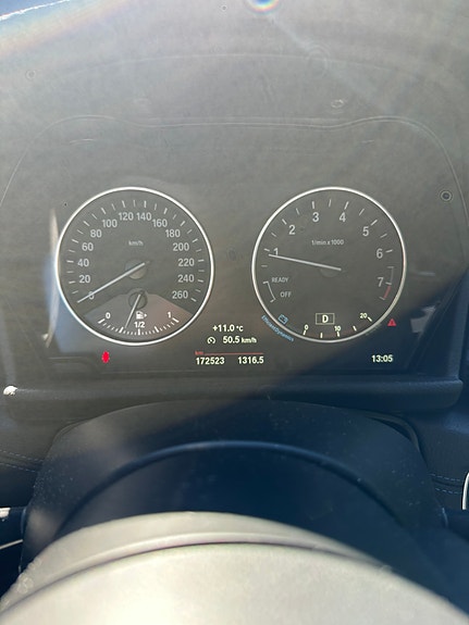 BMW 218i 9 of 13