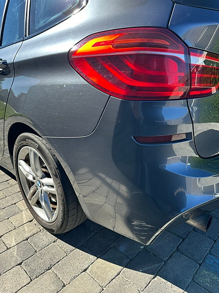 BMW 218i 12 of 13