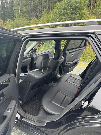 Mercedes-Benz E220 d 8 of 14