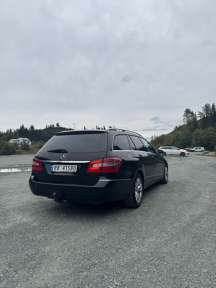 Mercedes-Benz E220 d 4 of 14