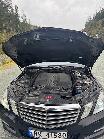 Mercedes-Benz E220 d 9 of 14