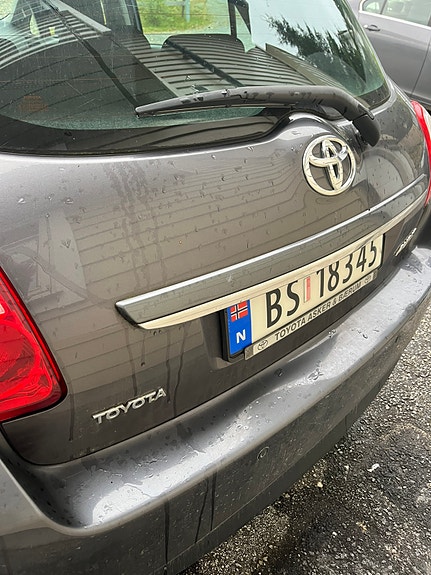 Toyota Auris 4 of 7