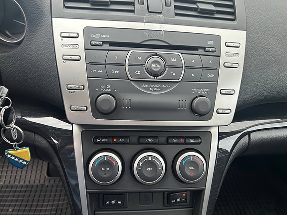 Mazda 6 14 of 18
