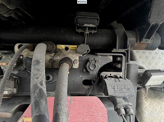 MAN TGS 28.510 6x4 Brøyterigget Tippbil – Underliggende skjær 24 of 30